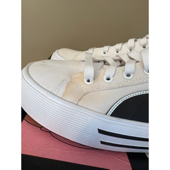 PUMA Women's Kaia 2.0 Mid Sneaker SIZE 8 - Picture 4 of 9